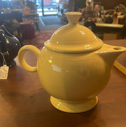 Fiesta Teapot in Ivory 44oz