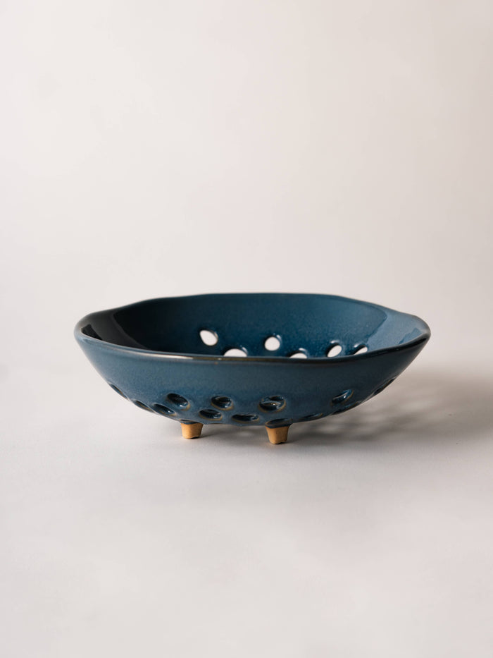 Newland Colander