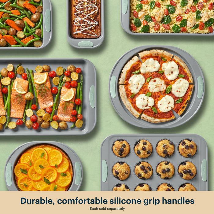 Pyrex® Metal Bakeware 8-Piece Set in Sage