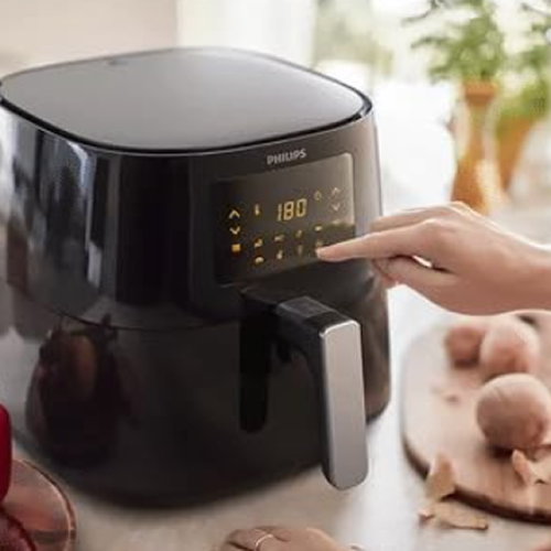 Refurbished Philips Digital Airfryer with 2000W, 6.2L, 7 touch preset menus - HD9270/70