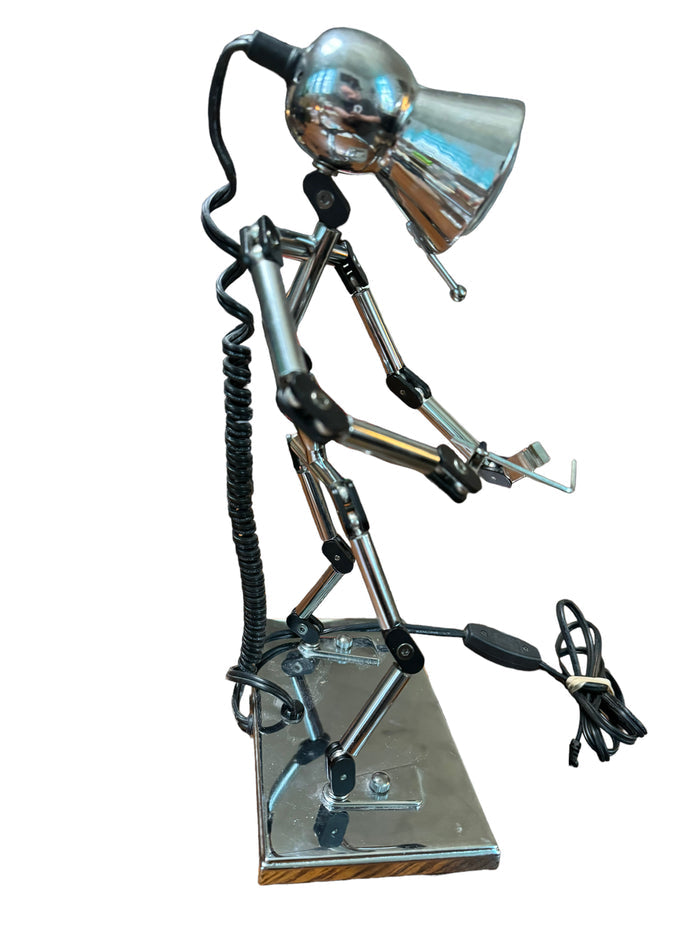 Robot Table / Desk Lamp - Articulated