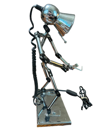 Robot Table / Desk Lamp - Articulated