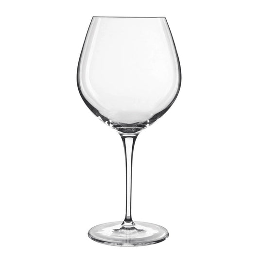 A clear, Vinoteque Robusto Red Wine Glass with a round shape and a long stem and a flat foot, made from high-tech crystal glass on a white background